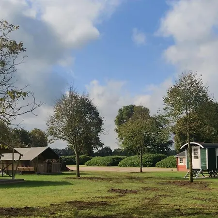 Роскошный шатер Safaritent 4 Persoons Lindershoeve *